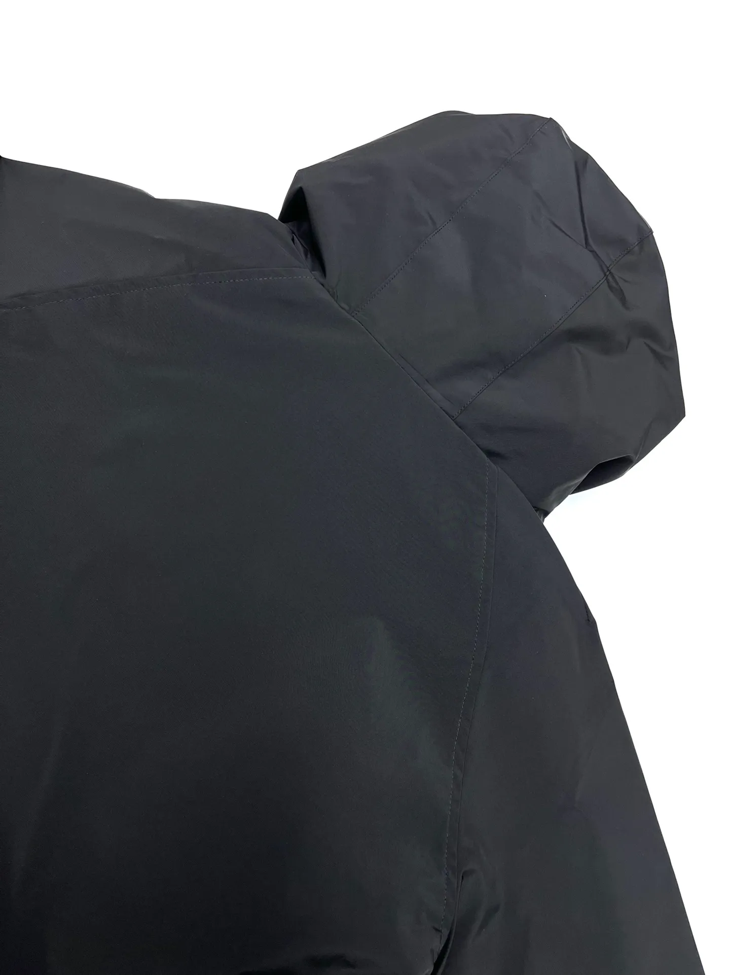 Same Style， ， ！2026 New Arrival ，Original Premium ！ Breathable ， ， ， Quality。 ！ ， ！Sizes：M～3XL
